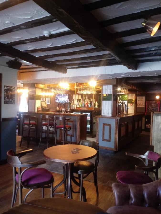 The Castlegate Arms Hotel Penrith Bagian luar foto