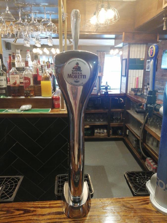 The Castlegate Arms Hotel Penrith Bagian luar foto