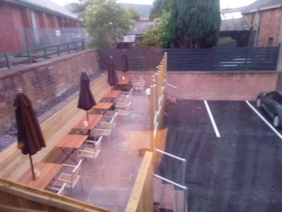 The Castlegate Arms Hotel Penrith Bagian luar foto