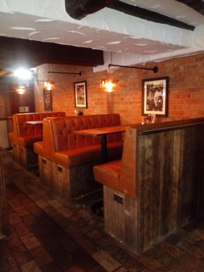 The Castlegate Arms Hotel Penrith Bagian luar foto