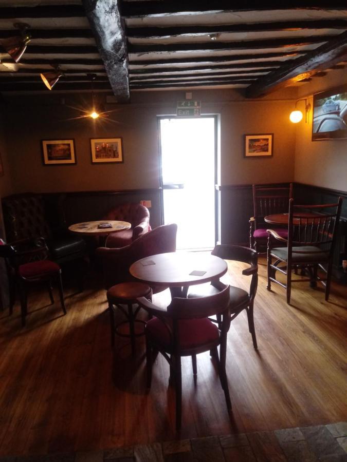 The Castlegate Arms Hotel Penrith Bagian luar foto