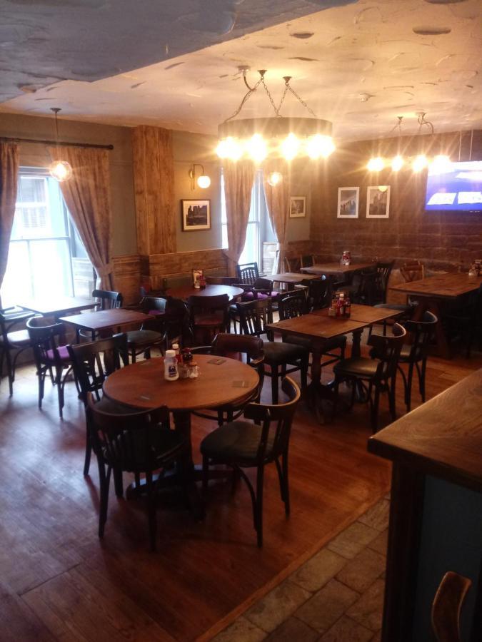 The Castlegate Arms Hotel Penrith Bagian luar foto